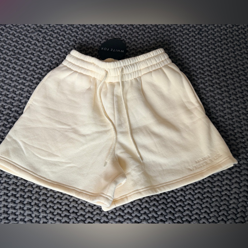 White Fox New w/Tags Cream Fleece Lounge Shorts! Butter color & soft as butter!